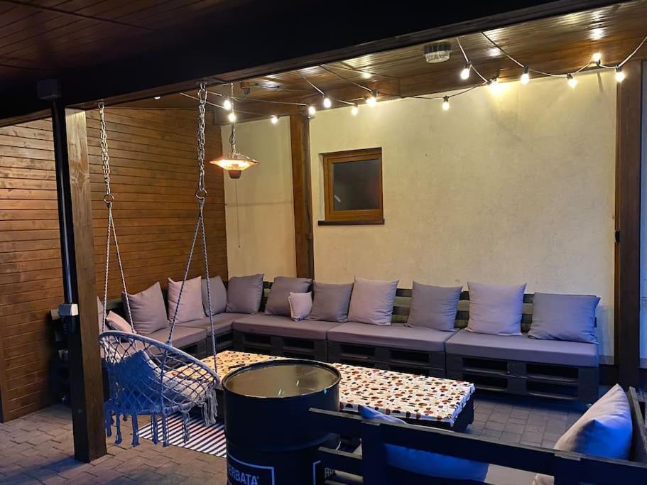 4 Bedroom Family House With Access To A Hot Tub Goczałkowice-Zdrój Esterno foto