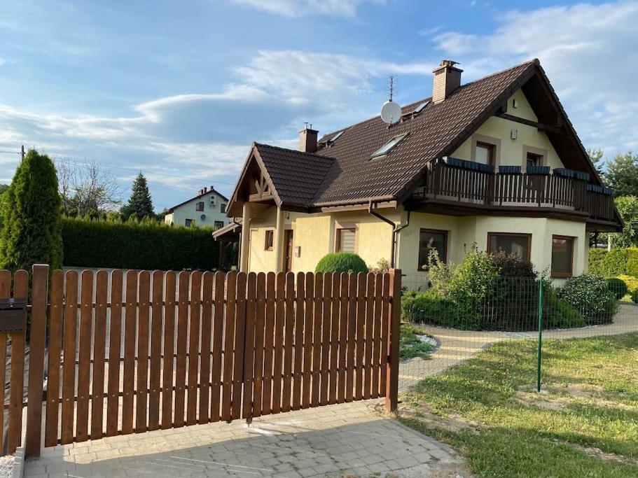 4 Bedroom Family House With Access To A Hot Tub Goczałkowice-Zdrój Esterno foto